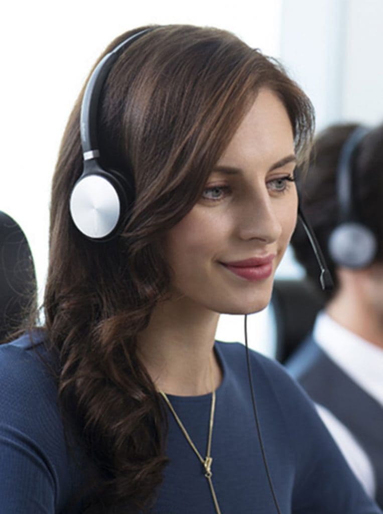 Yealink YHS36 is the over-the-head style headset which is made for office worker, SOHO, or call center staff. It supports QD (Quick Disconnect) ..